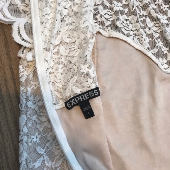 White lace dress - Picture 8 of 8